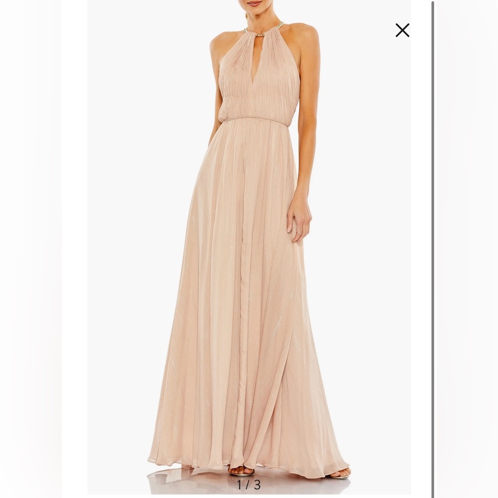 NWT Mac Duggal Chain Trim Keyhole Halter Neck A Line Gown